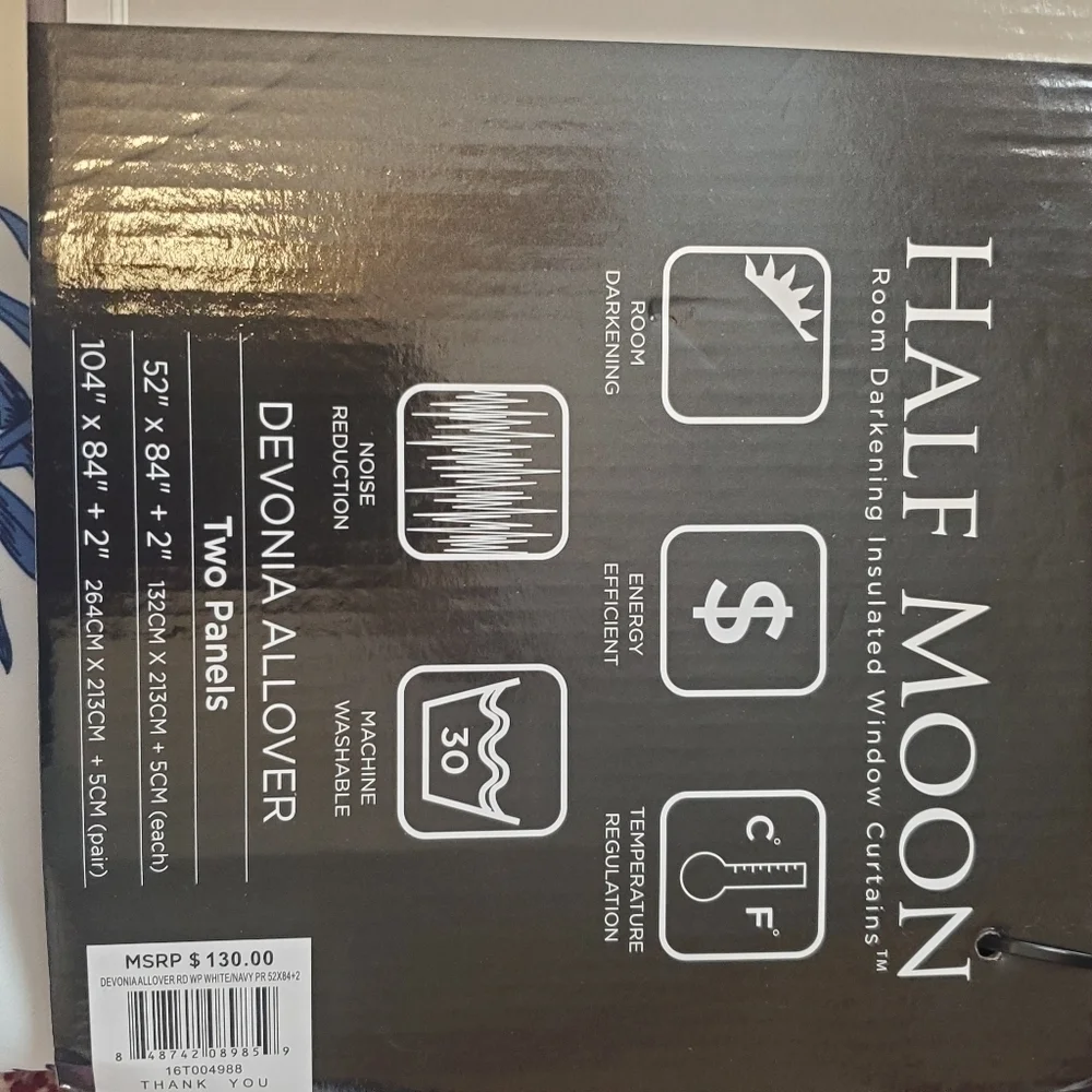 HALF MOON DEVONIA ALLOVER TWO PANELS. ROOM DARK. CURTAINS NOISE REDUC. 52X84 NWT